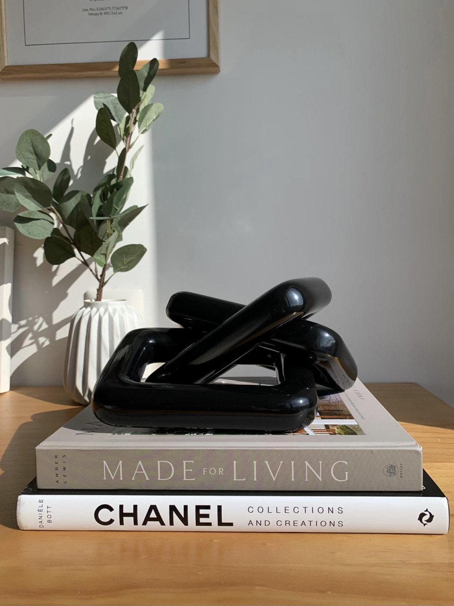 Eslabones Negros - NUMI