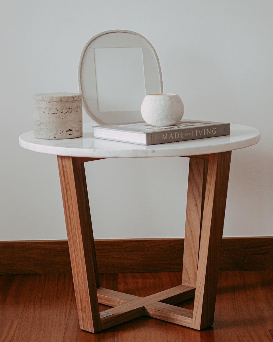 Mesa Camelia Kalliston - NUMI