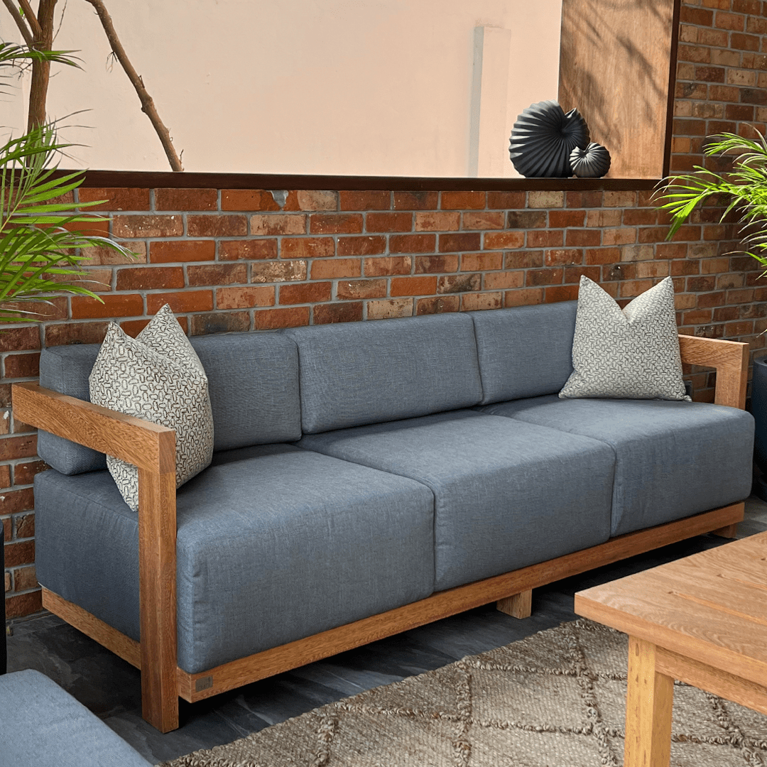 Sofá de 3 Cuerpos Anhela de madera NUMI, diseño elegante para tu terraza